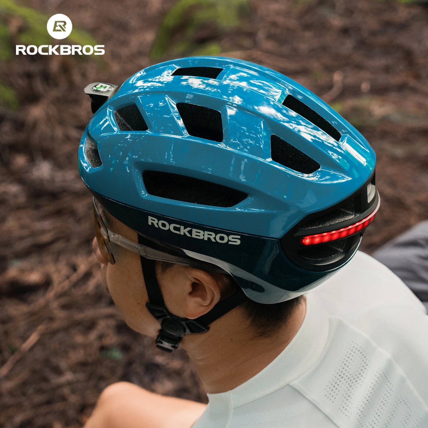 Capacete de Ciclismo ROCKBROS com Luz Integrada