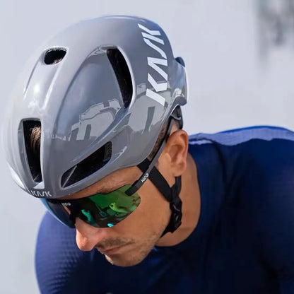 Capacete de Ciclismo Premium Pneumático