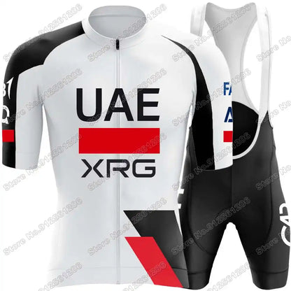 Conjunto de Ciclismo Masculino UAE Team Tadej Pogačar com Bretelle