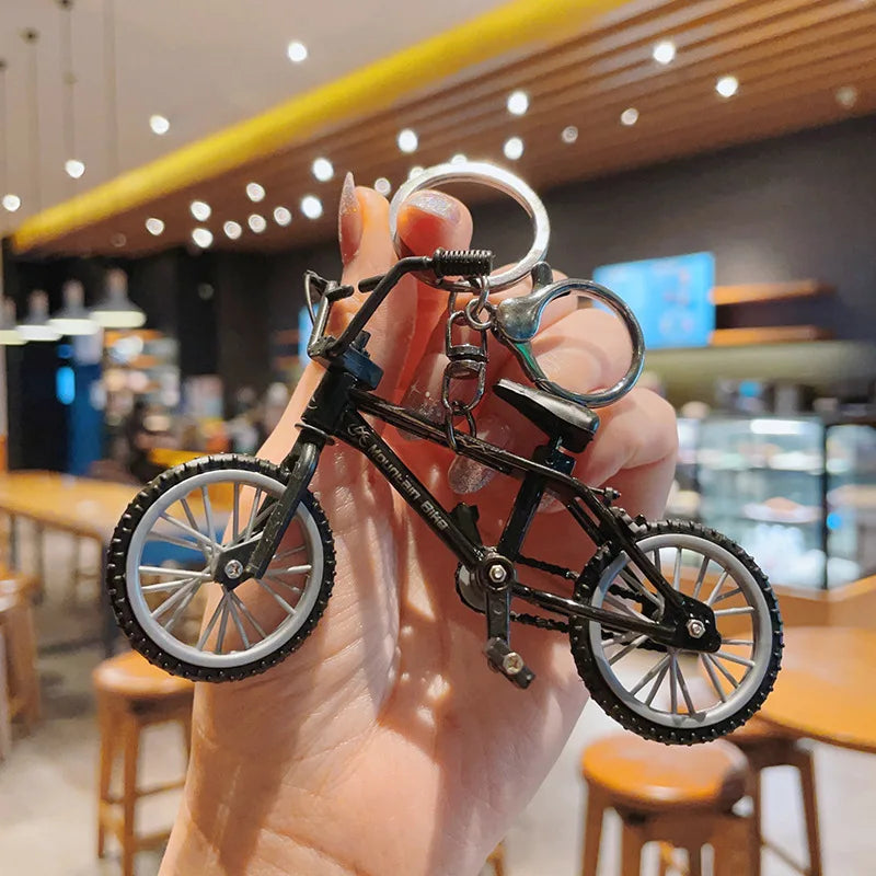 Chaveiro Mini Bicicleta de Metal –